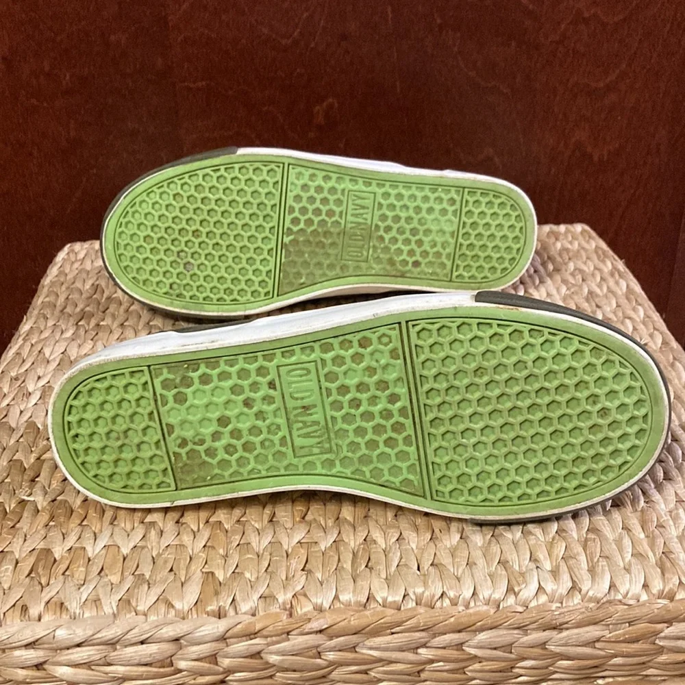 Old Navy Camo Slip on Sneakers